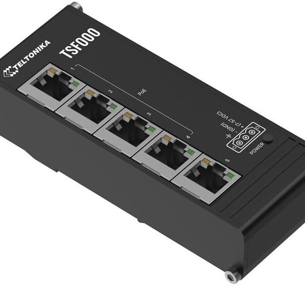Switch industriel PoE+ 5 ports Ethernet format plat Teltonika TSF000